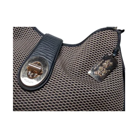 Coach Madison Carlyle Cream Black Leather Shoulder Bag Gold Hardware #32363 - Picture 11 of 16